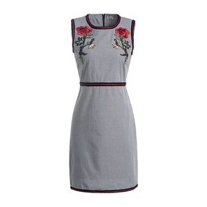 Sleeveless summer dress